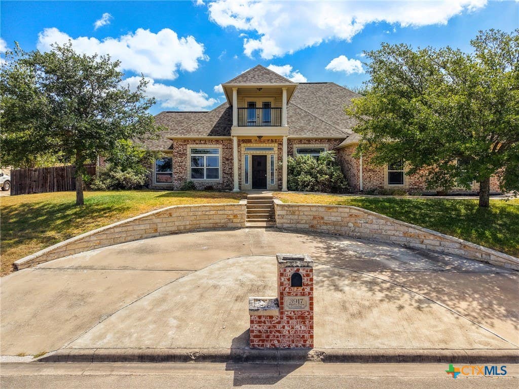 Photo of 3917 Walden Creek Crossing, Harker Heights, TX 76548 (MLS # 623010)