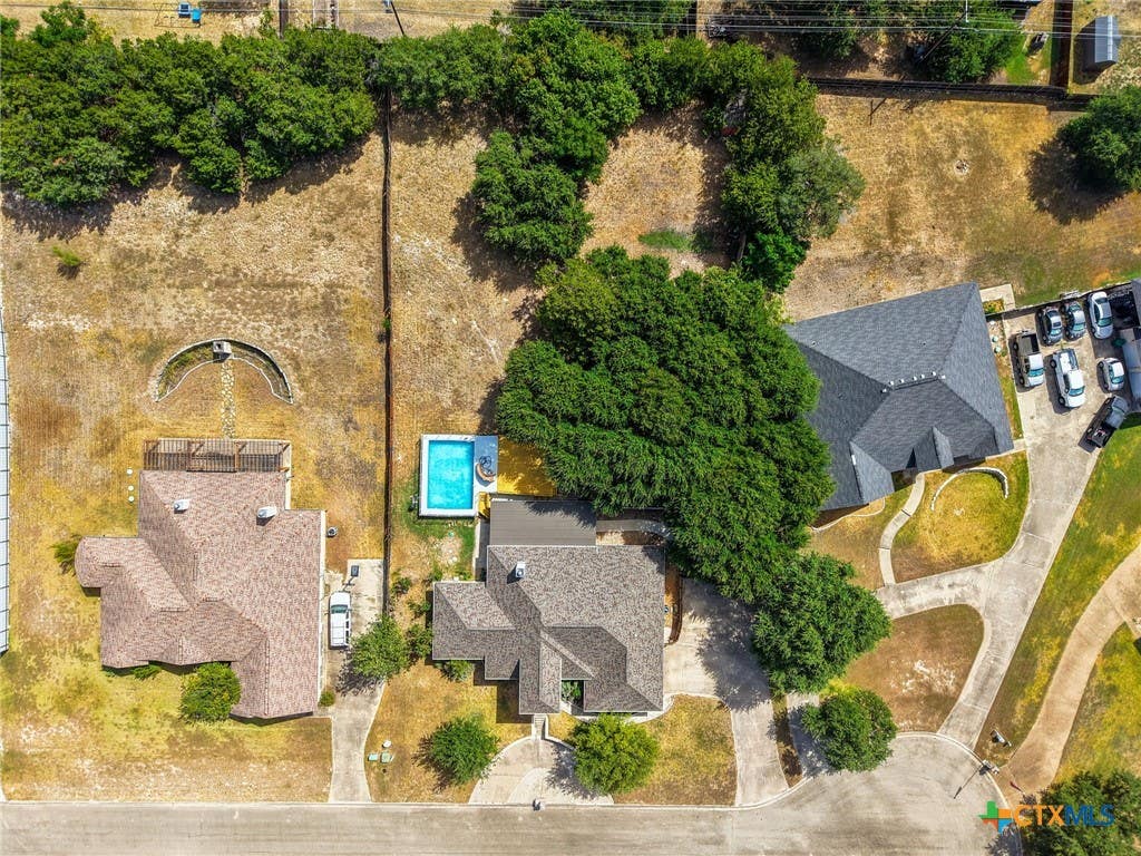 Photo of 3917 Walden Creek Crossing, Harker Heights, TX 76548 (MLS # 623010)