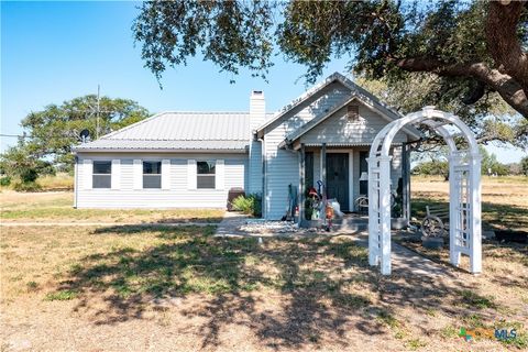 478 Fm 136 Woodsboro TX 78393