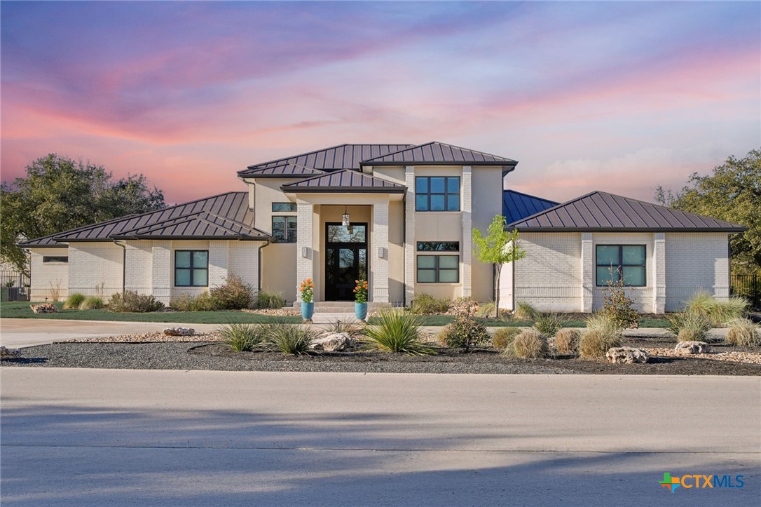 110 Maravilla Bluff Lane