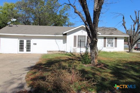 A home in San Saba