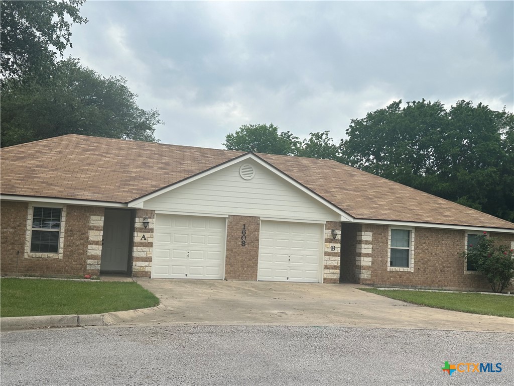 Welcome to 1608 Libby Ln; fully leased investment