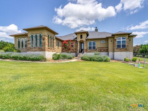 Photo of 121 Pond View, Spring Branch, TX 78070 (MLS # 595563)