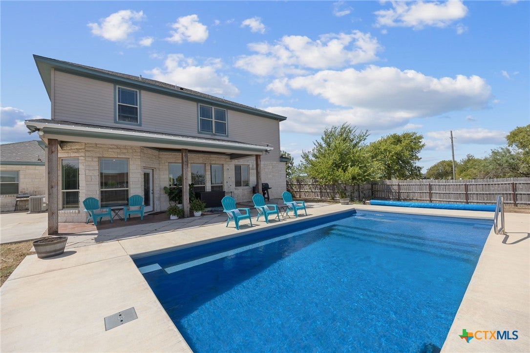 143 Callahan Loop