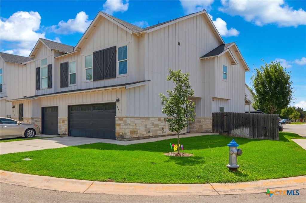Photo of 242 Topaz, New Braunfels, TX 78130 (MLS # 616613)