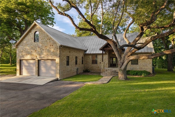 302 GUADALUPE RIVER DR, SEGUIN, TX 78155 - Image 38c691b633e21b4e5922fa7743c8f52d/1150627445