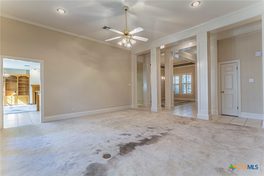 2901 Stratford Drive