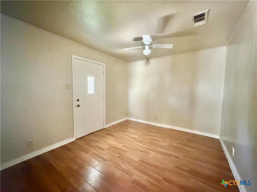 Photo of 914 Kleine Street, Gonzales, TX 78629 (MLS # 623068)