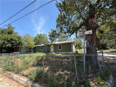 Photo of 914 Kleine Street, Gonzales, TX 78629 (MLS # 623068)