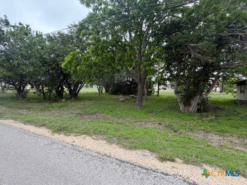 Photo of 106 S Main Street, Seadrift, TX 77983 (MLS # 613104)