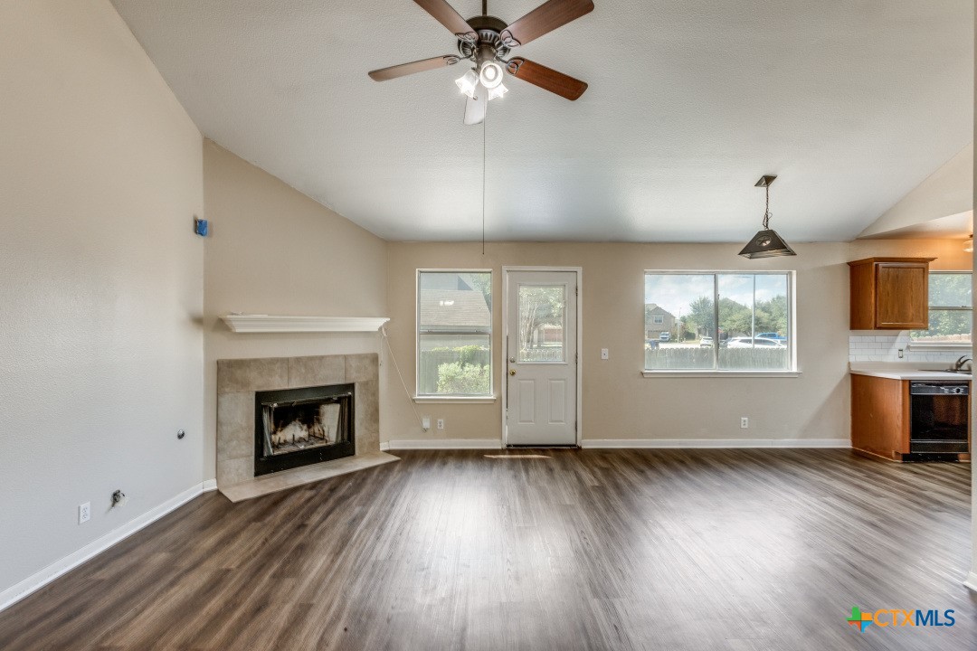 124 Meadowside Drive