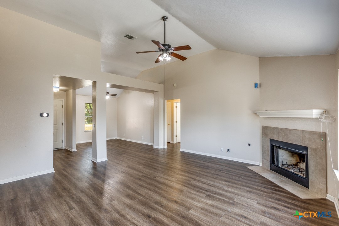 124 Meadowside Drive