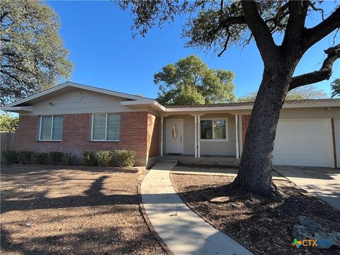 Photo of 1502 Stokes Street, San Marcos, TX 78666 (MLS # 594702)