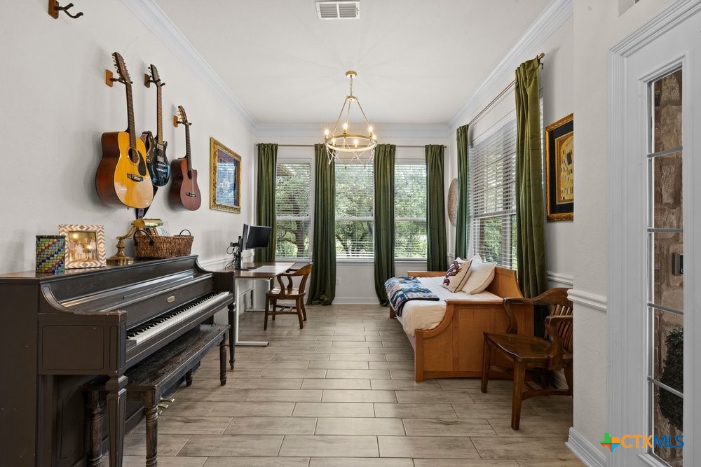 2402 Twin Ridge Court
