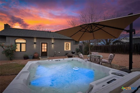 Photo of 406 Cross Mountain Drive, Fredericksburg, TX 78624 (MLS # 625541)