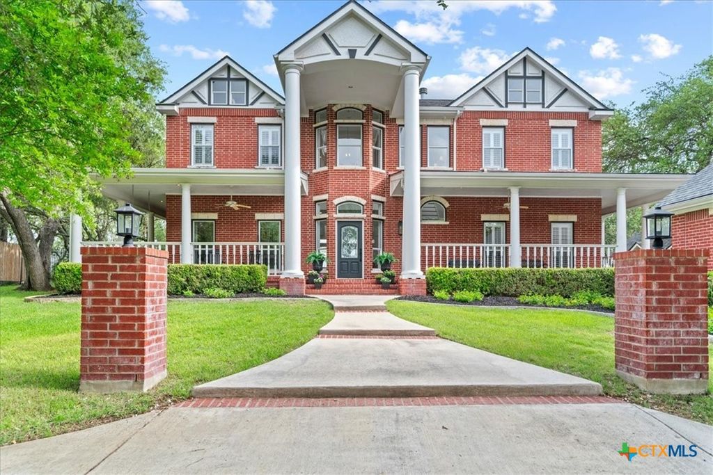 Photo of 2400 Summit Ridge Drive, San Marcos, TX 78666 (MLS # 611693)