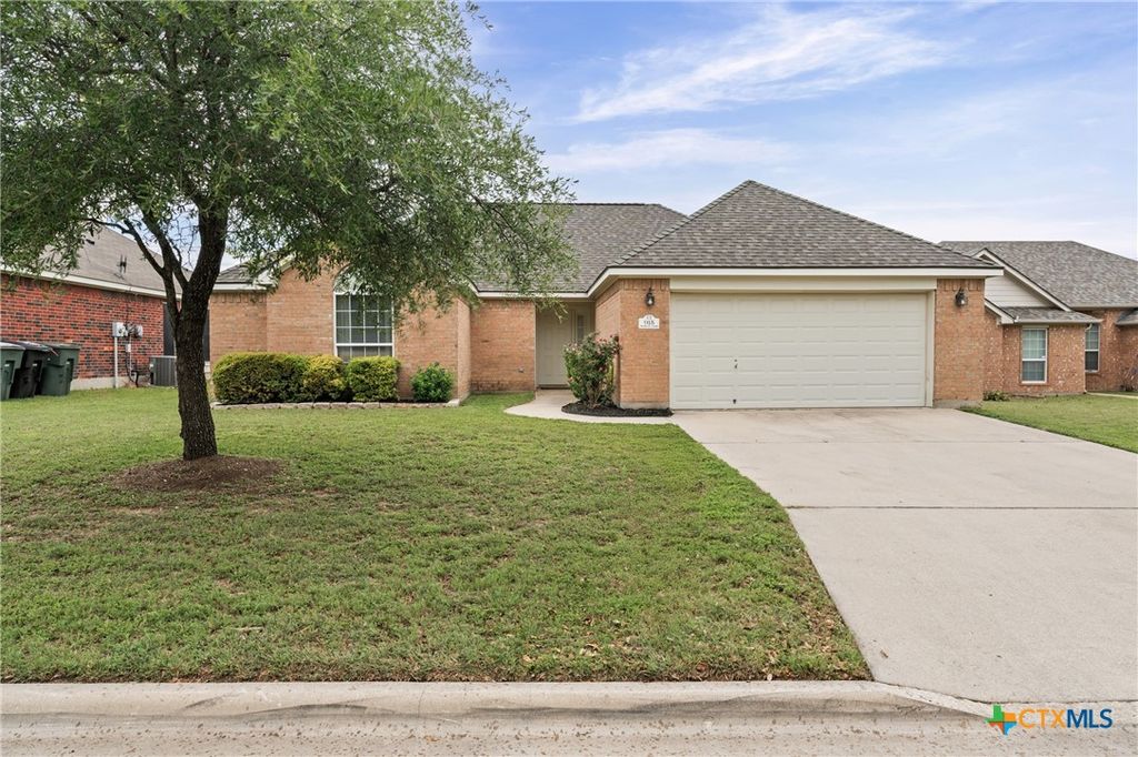 Photo of 915 Neuberry Cliffe, Temple, TX 76502 (MLS # 611392)