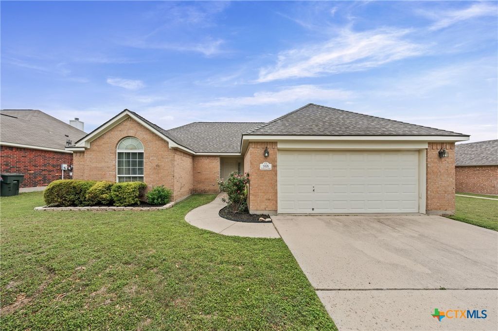 Photo of 915 Neuberry Cliffe, Temple, TX 76502 (MLS # 611392)
