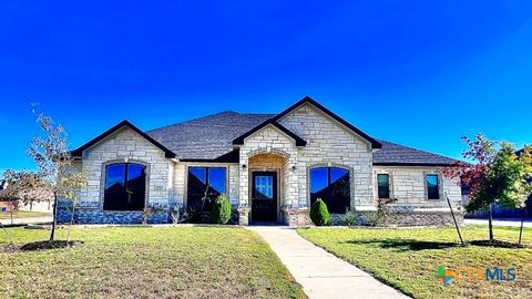 Photo of 401 Willow Drive, Troy, TX 76579 (MLS # 599785)