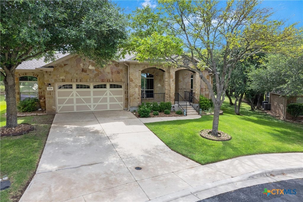 Photo of 1036 San Pedro, New Braunfels, TX 78132 (MLS # 618697)