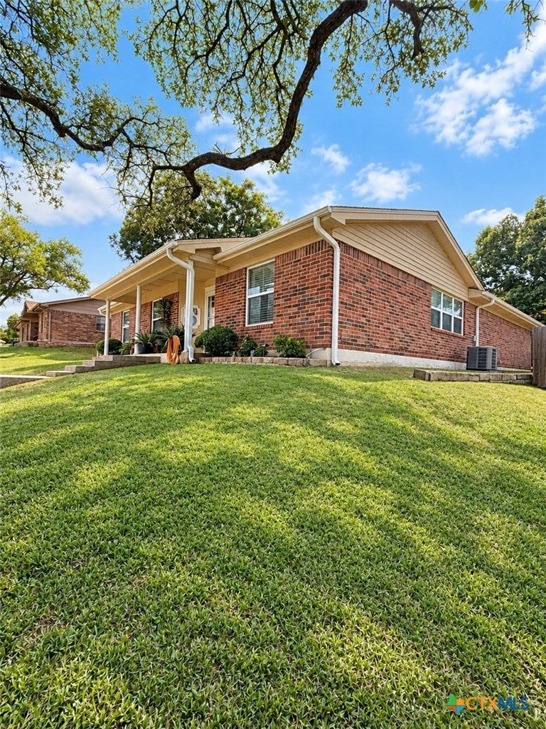 438 Jeffery Lane