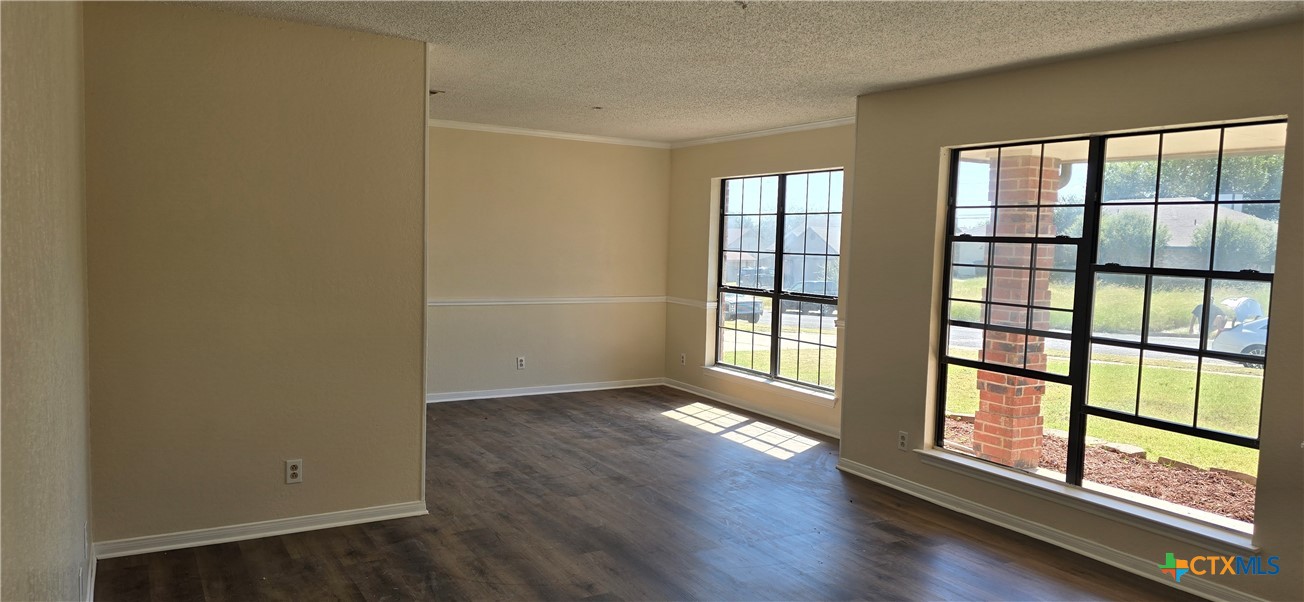 4901 Glass Mountain Drive