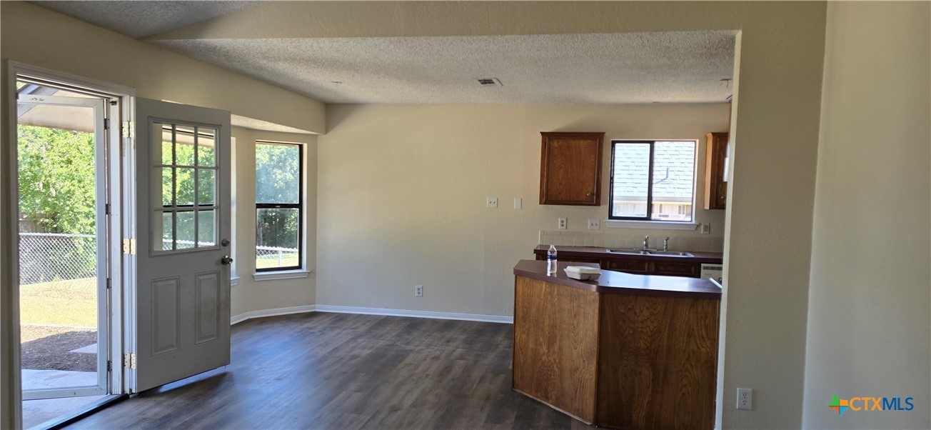 4901 Glass Mountain Drive