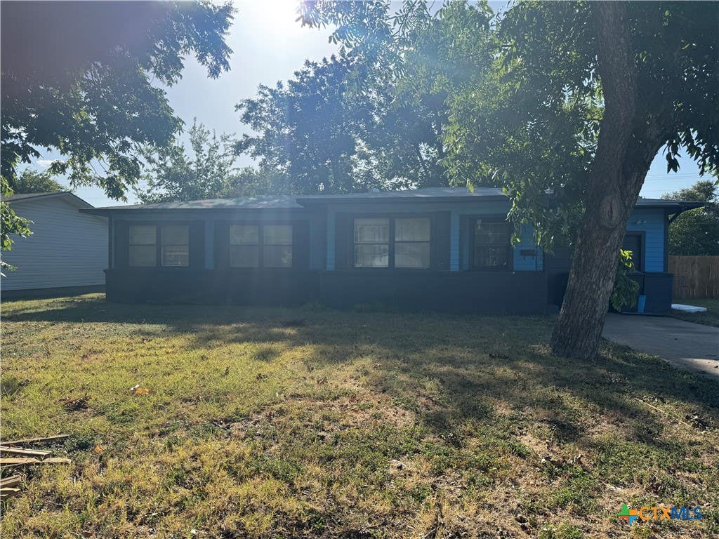 Photo of 1818 S 43rd Street, Temple, TX 76504 (MLS # 622567)