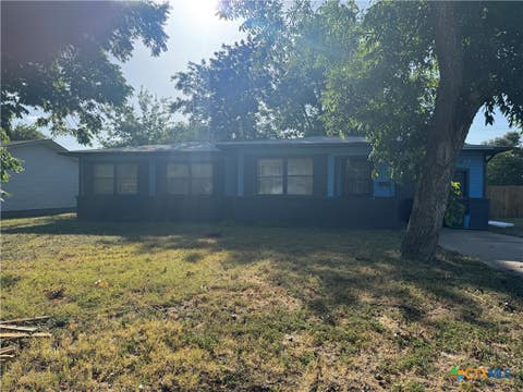 Photo of 1818 S 43rd Street, Temple, TX 76504 (MLS # 622567)