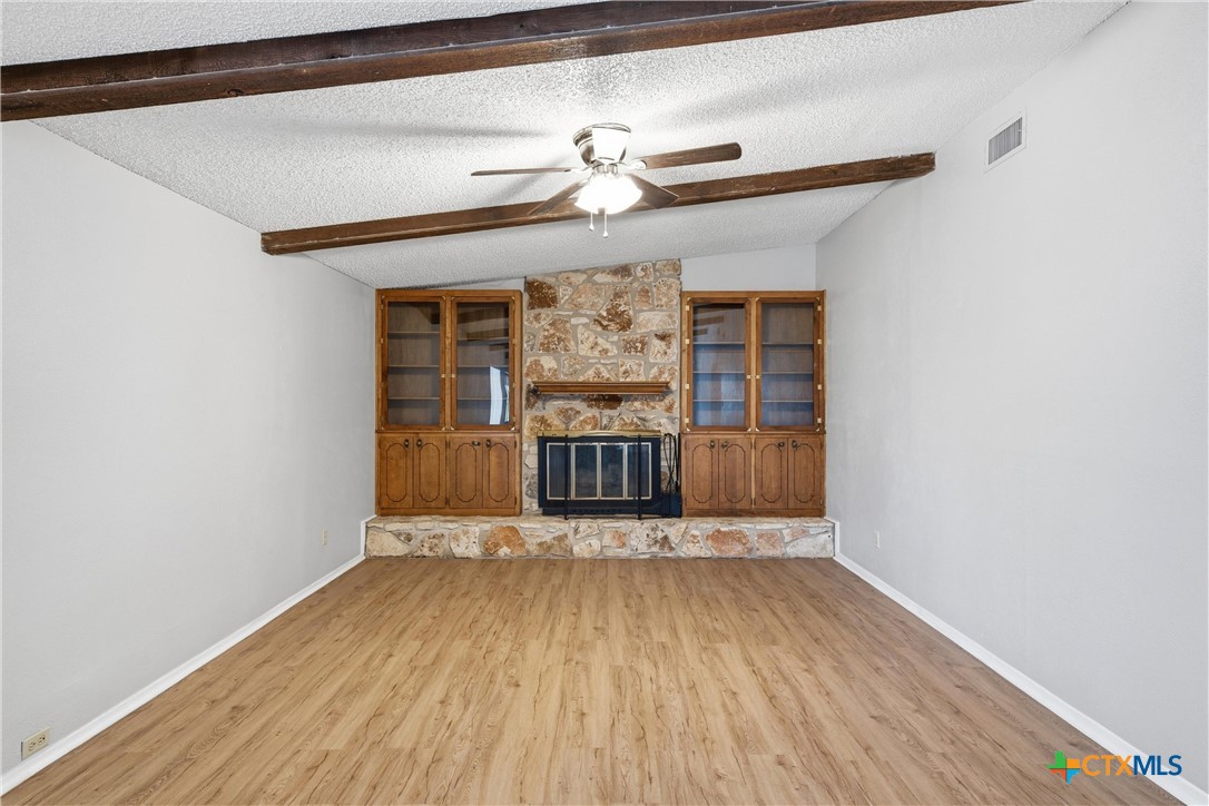 4304 Mountain View Drive