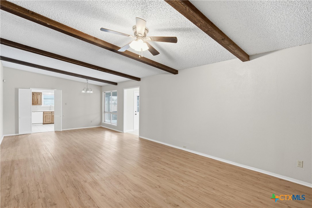 4304 Mountain View Drive