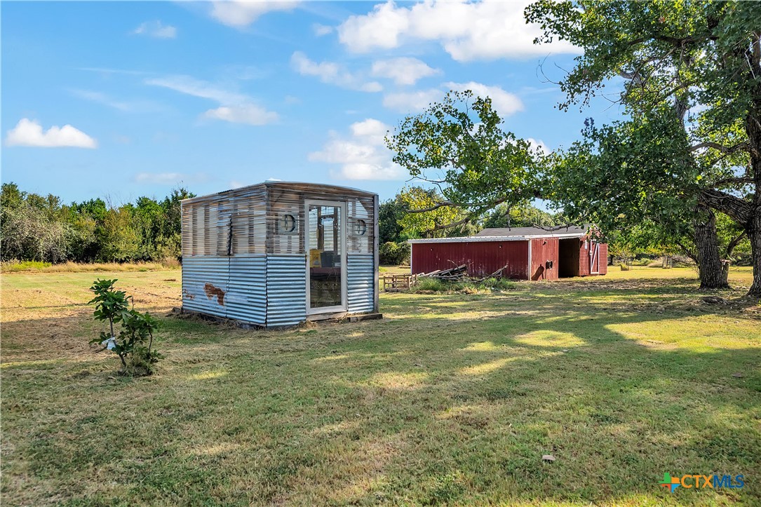 402 River Oaks Drive