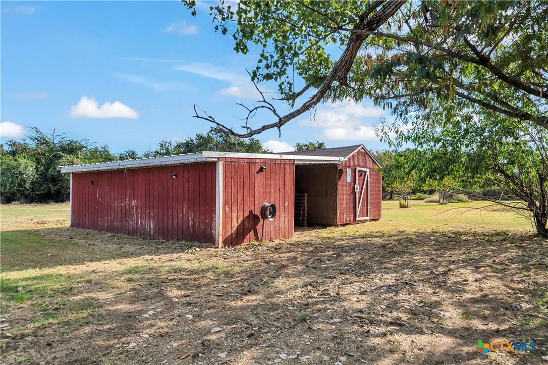 402 River Oaks Drive