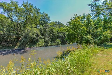 200 Whitsett Street Belton TX 76513