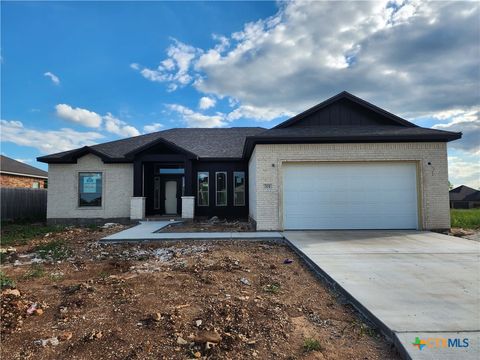 Photo of 701 Golden Eagle Drive, Salado, TX 76571 (MLS # 612939)