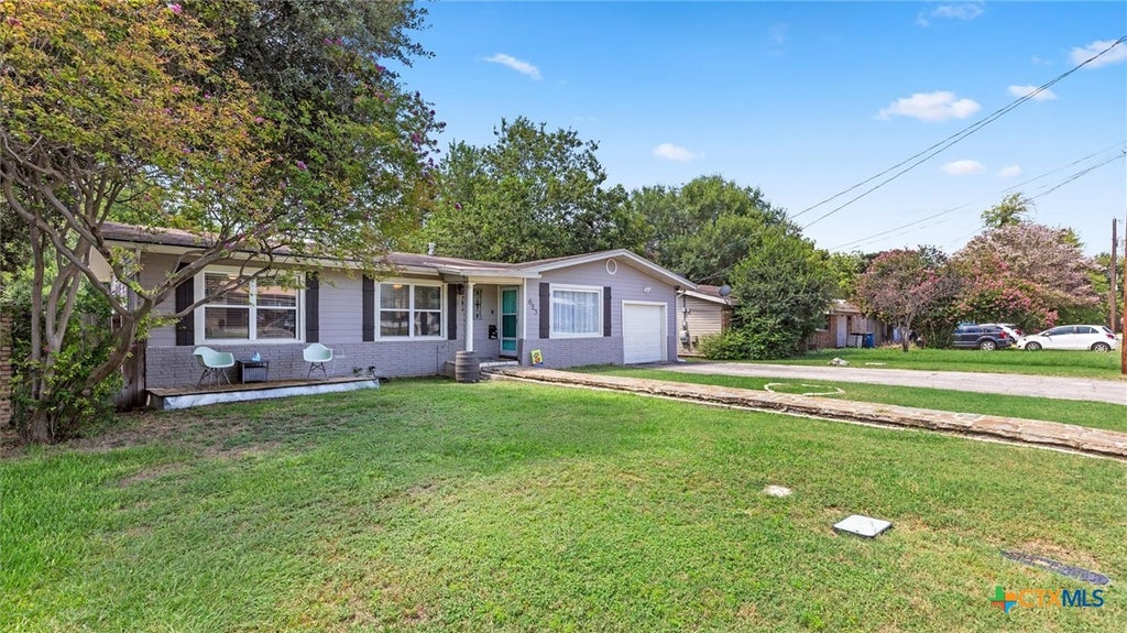Photo of 623 Southeast Terrace, New Braunfels, TX 78130 (MLS # 621100)