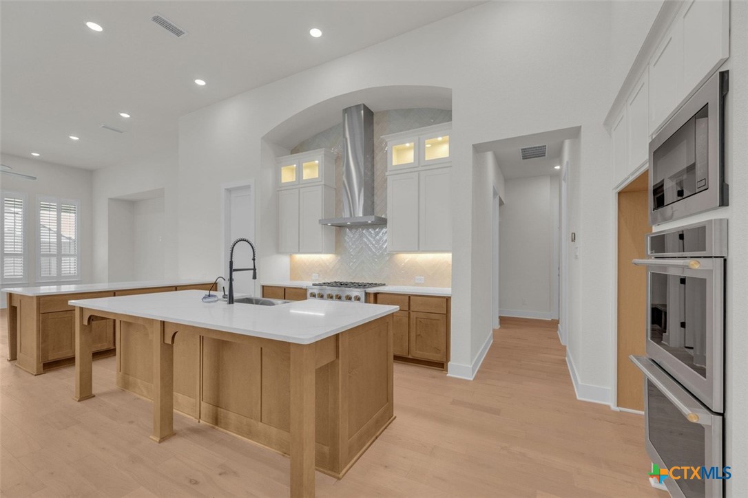 241 Jates Field Bend