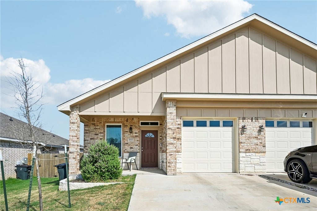 Photo of 5007 Rose Garden Loop, Killeen, TX 76542 (MLS # 627237)