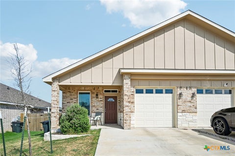 Photo of 5007 Rose Garden Loop, Killeen, TX 76542 (MLS # 627237)