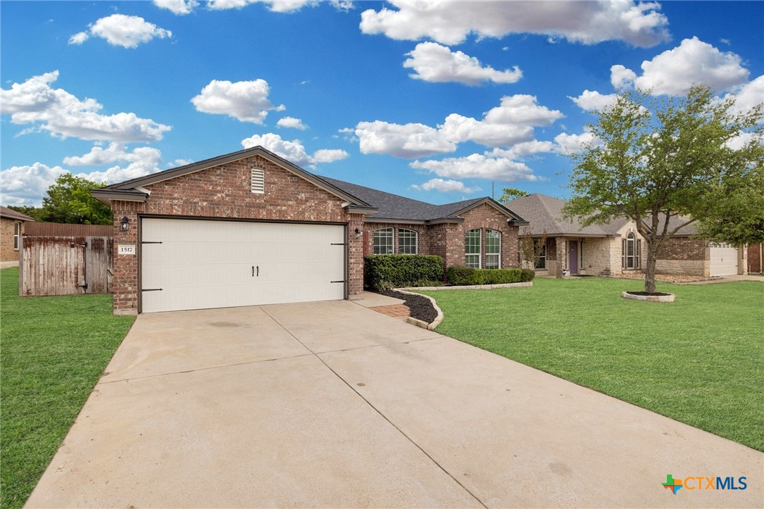 1517 Starlight Drive