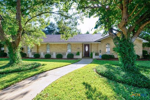 Photo of 1705 Redwood Drive, Harker Heights, TX 76548 (MLS # 595017)