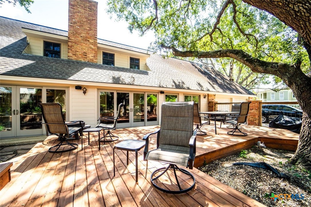 608 W Goodwin Avenue