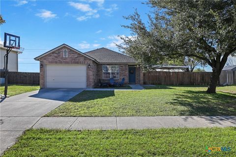 Photo of 213 Chisholm Trail Trl, Seguin, TX 78155 (MLS # 601444)