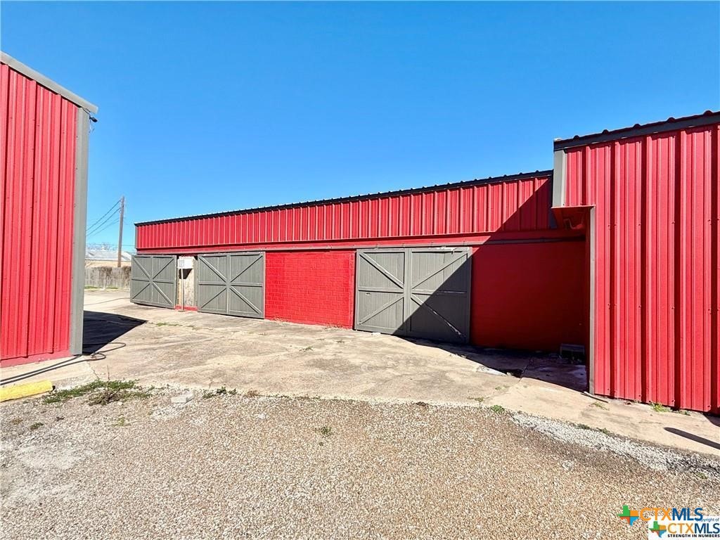 3304 Houston Highway