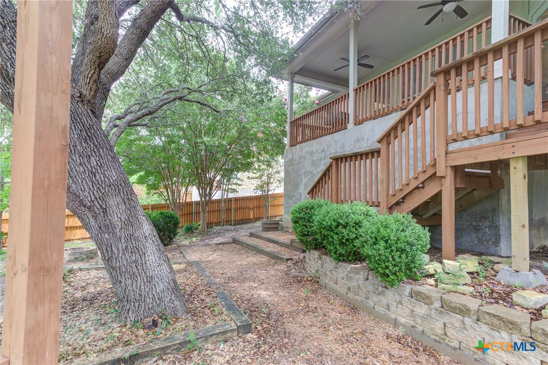 New Braunfels, Texas 78132, United States, 5 Bedrooms Bedrooms, ,4 BathroomsBathrooms,Residential,Pending,54624