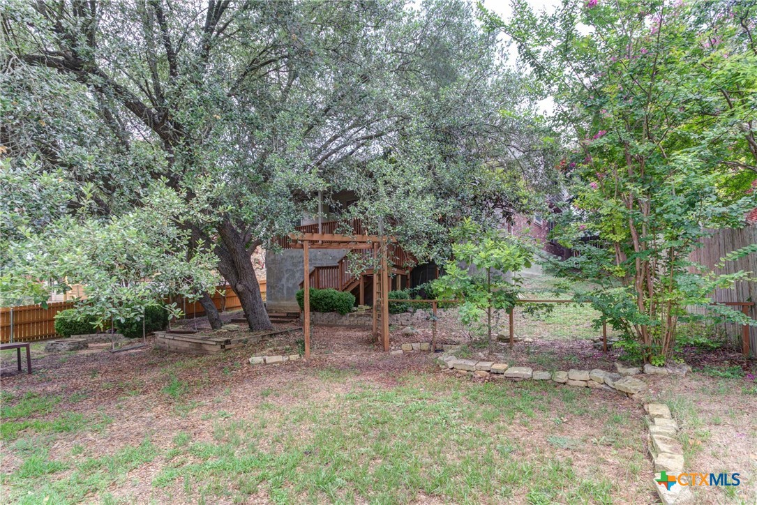 New Braunfels, Texas 78132, United States, 5 Bedrooms Bedrooms, ,4 BathroomsBathrooms,Residential,Pending,54624