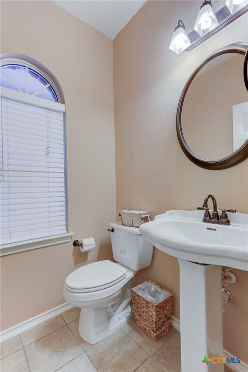 New Braunfels, Texas 78132, United States, 5 Bedrooms Bedrooms, ,4 BathroomsBathrooms,Residential,Pending,54624