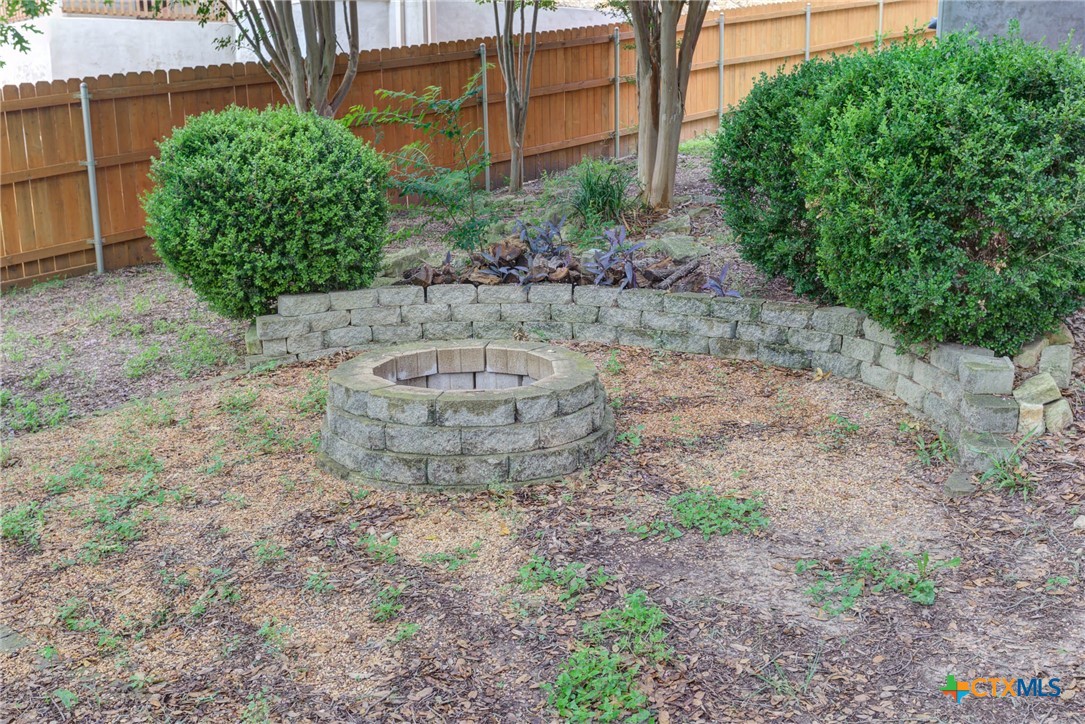 New Braunfels, Texas 78132, United States, 5 Bedrooms Bedrooms, ,4 BathroomsBathrooms,Residential,Pending,54624