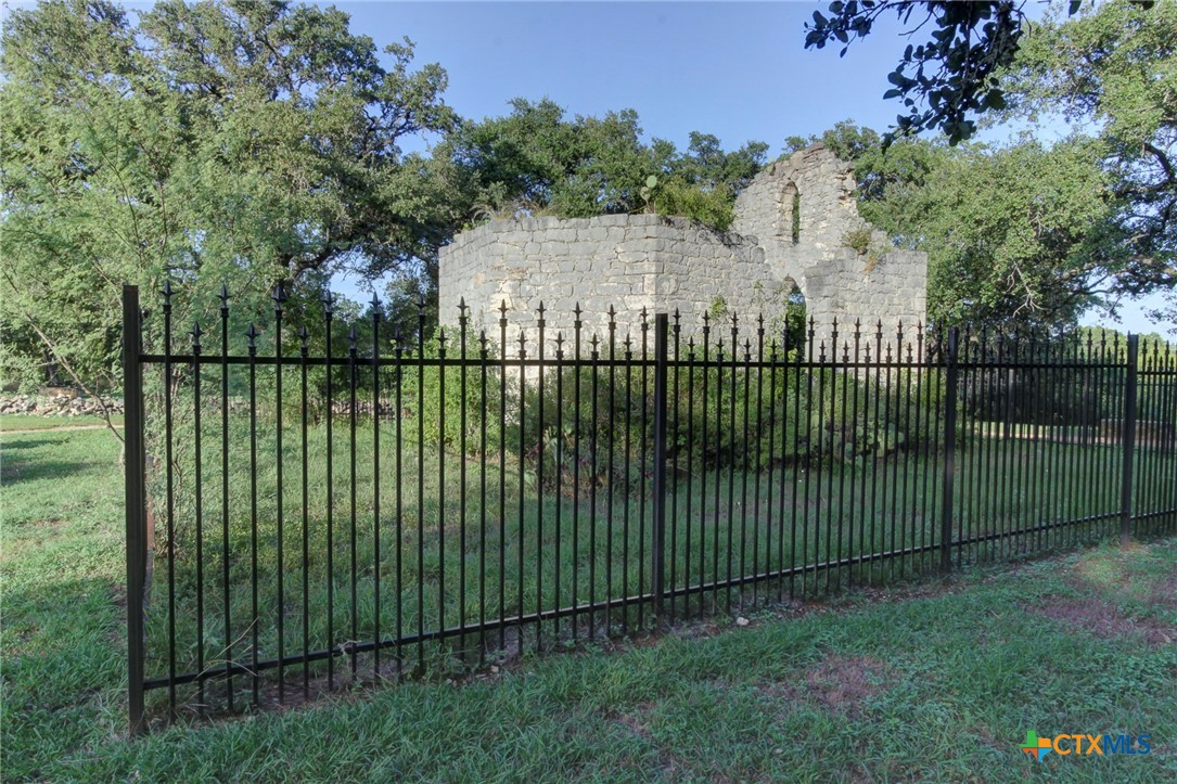New Braunfels, Texas 78132, United States, 5 Bedrooms Bedrooms, ,4 BathroomsBathrooms,Residential,Pending,54624