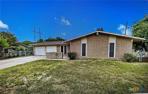 703 Skyline Avenue Killeen TX 76541